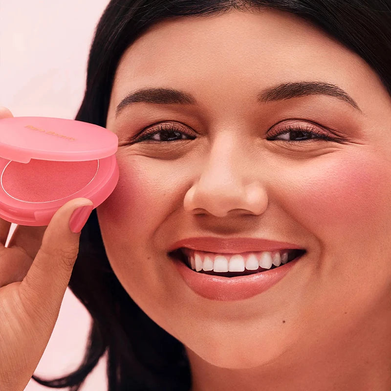 Rare Beauty The Cream To Powder Blush Has A Dreamy Color and A Long-lasting, Blurry Matte Effect Skin Texture Isn't Emphasized
